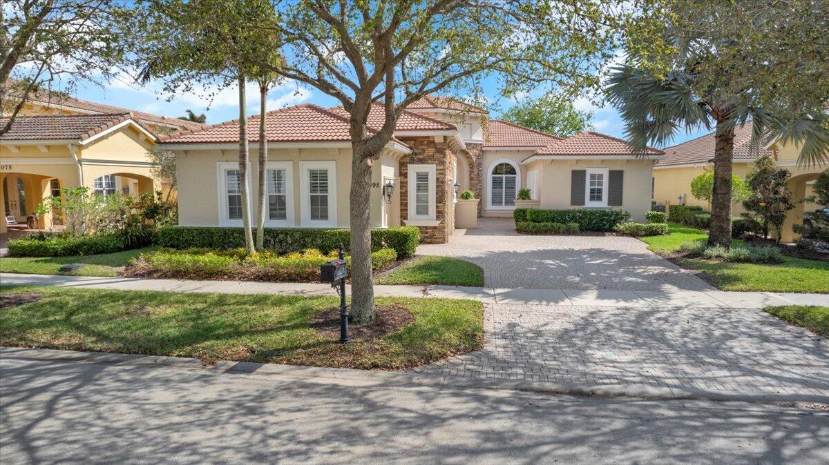 10095 SW Nuova Way, Port St. Lucie