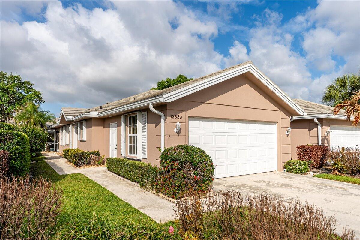 1253 NW Bentley Circle #a, Port St. Lucie Unit: #a