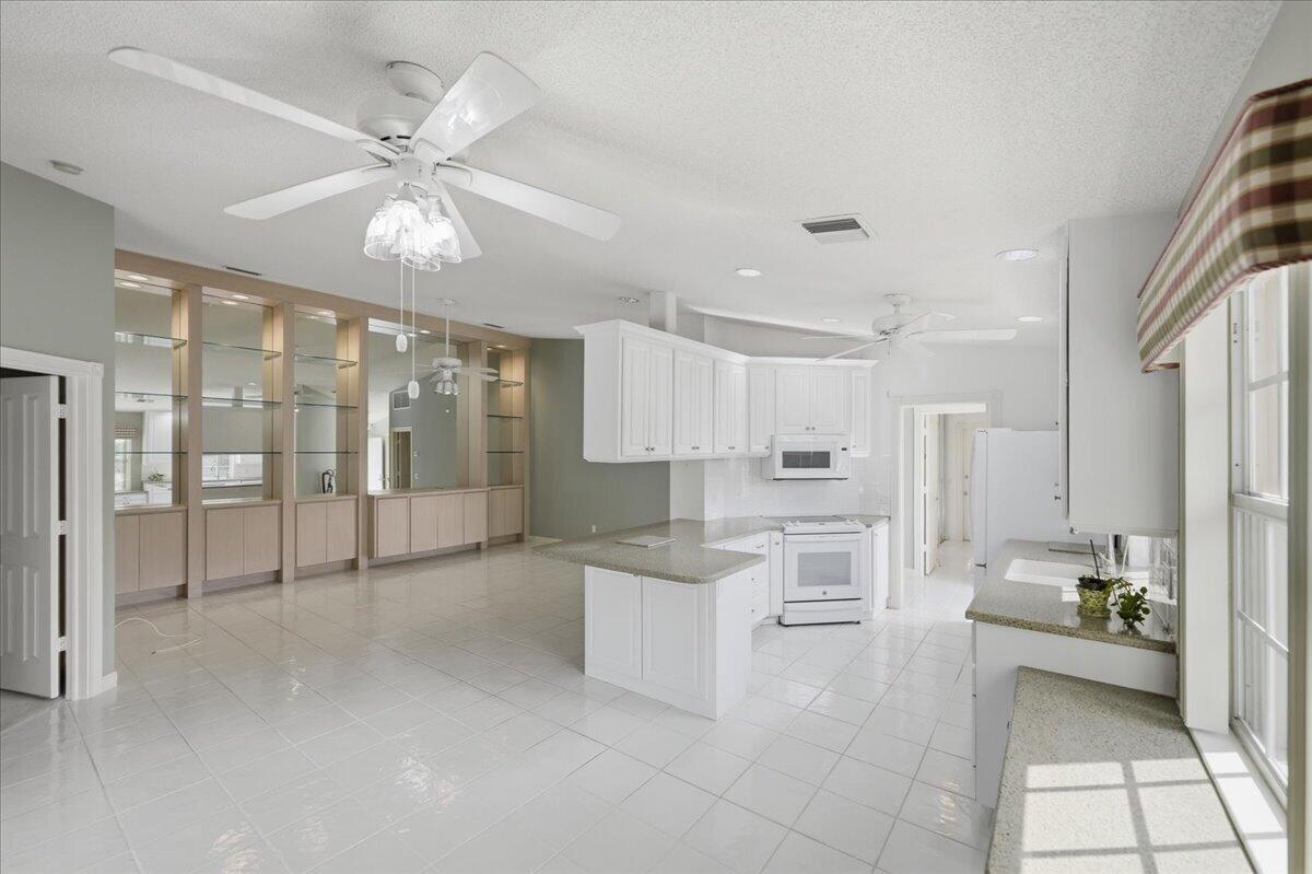 1253 NW Bentley Circle #a, Port St. Lucie Unit: #a