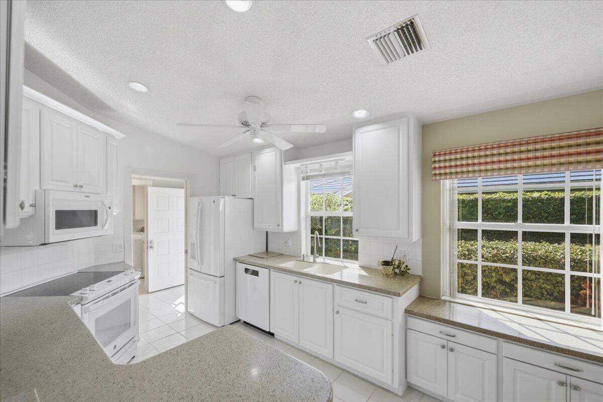 1253 NW Bentley Circle #a, Port St. Lucie Unit: #a