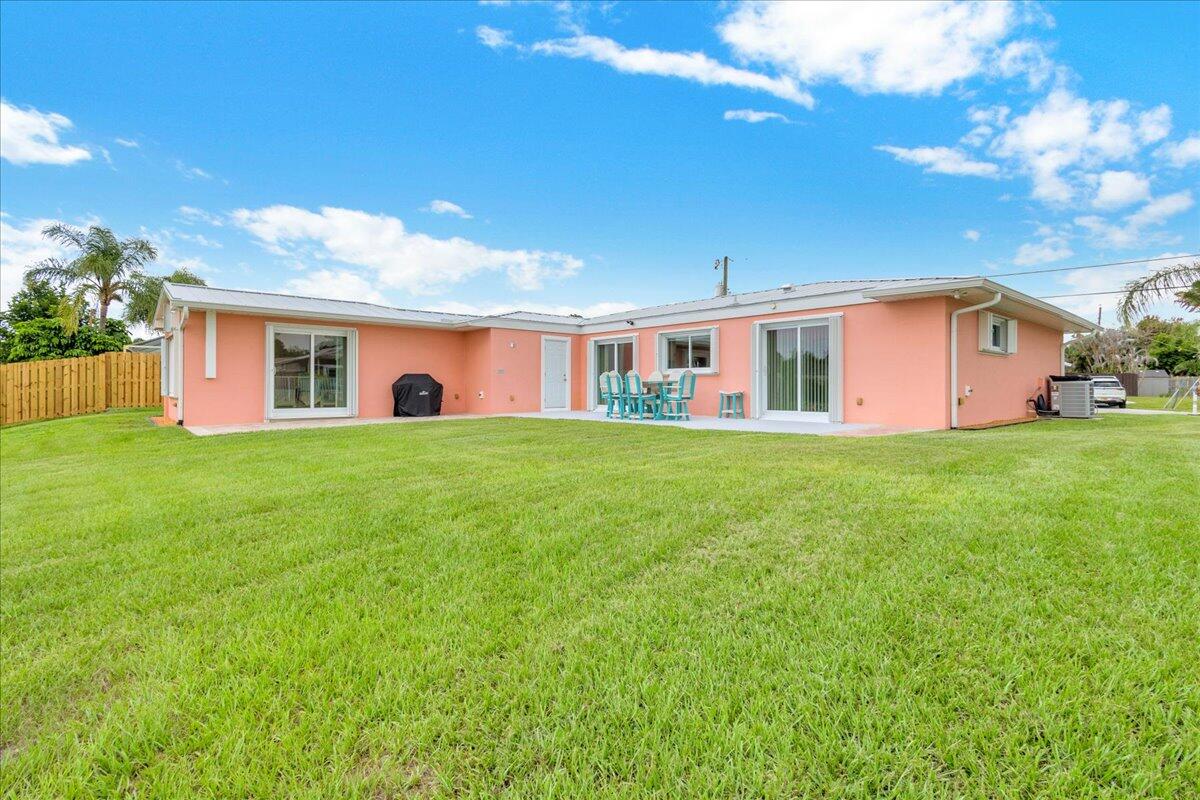 611 SE Harborview Drive, Port St. Lucie
