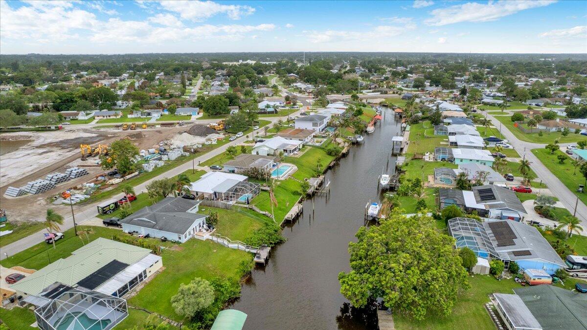 611 SE Harborview Drive, Port St. Lucie