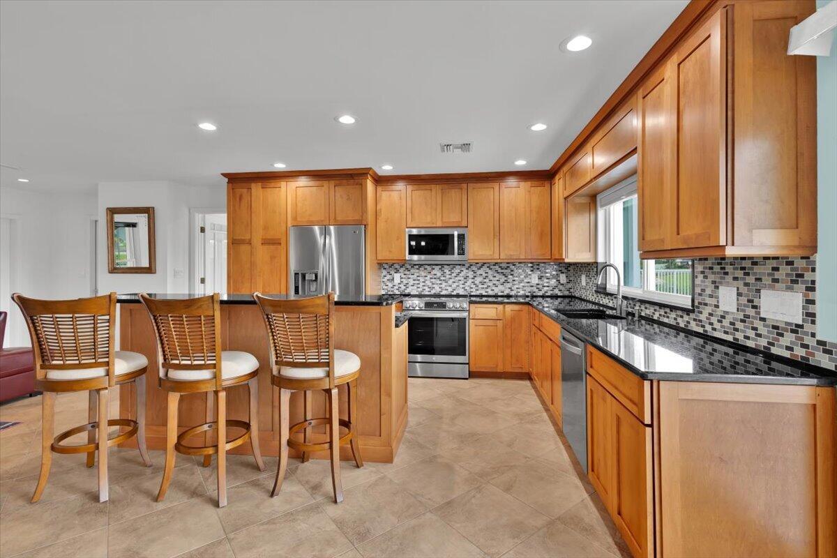 611 SE Harborview Drive, Port St. Lucie
