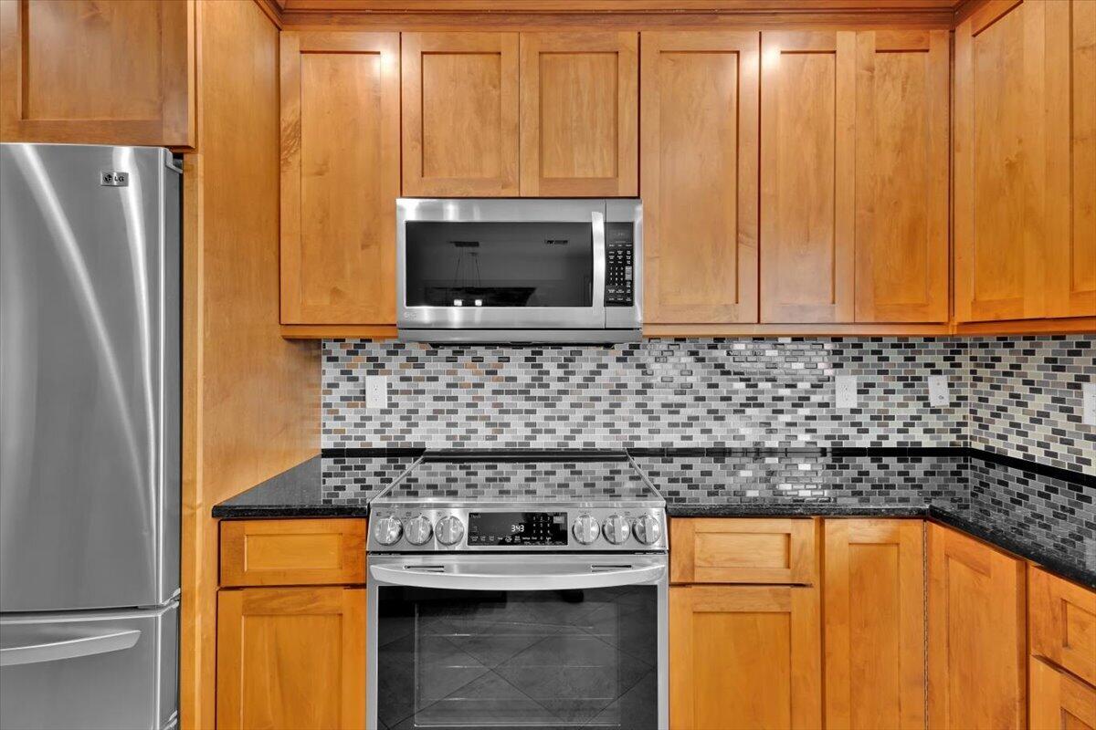611 SE Harborview Drive, Port St. Lucie