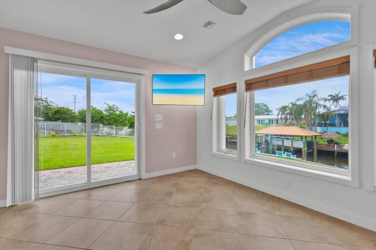 611 SE Harborview Drive, Port St. Lucie