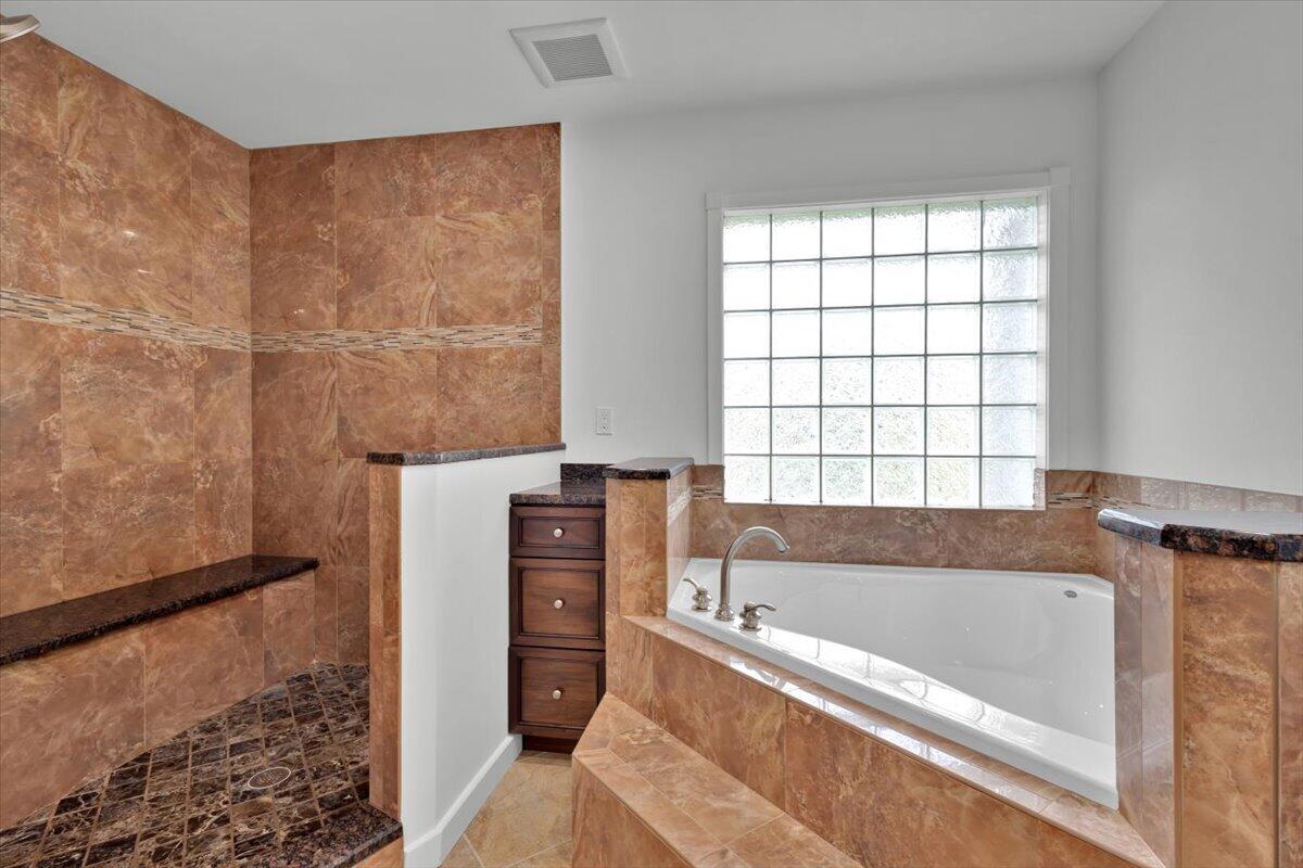 611 SE Harborview Drive, Port St. Lucie