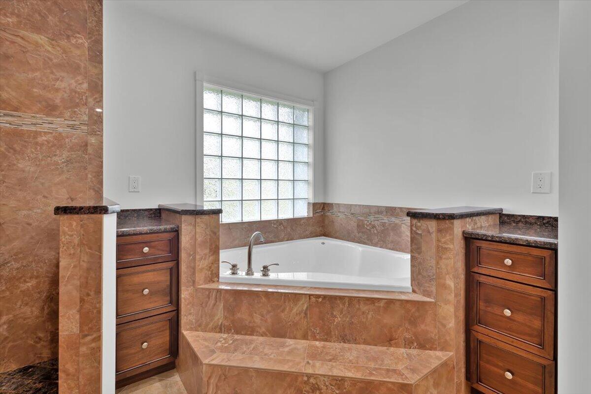 611 SE Harborview Drive, Port St. Lucie