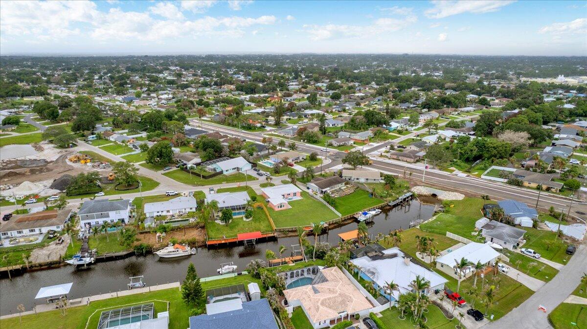 611 SE Harborview Drive, Port St. Lucie