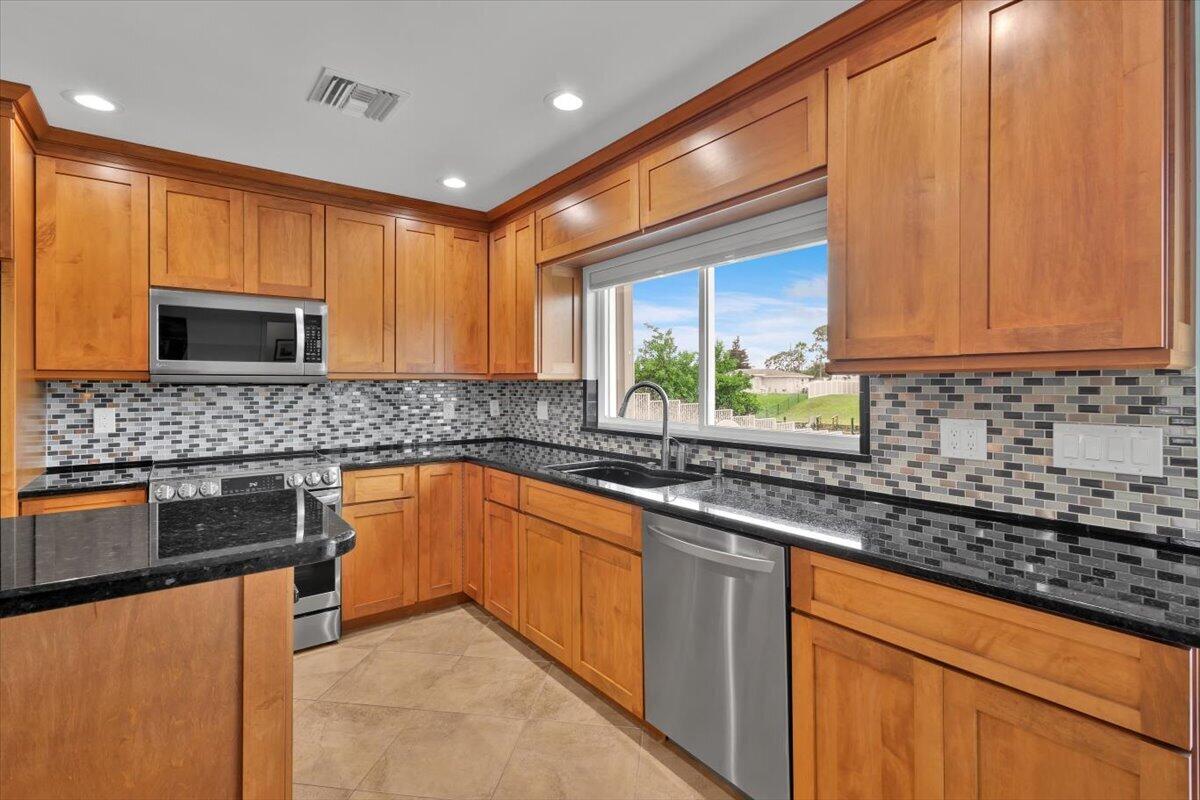 611 SE Harborview Drive, Port St. Lucie