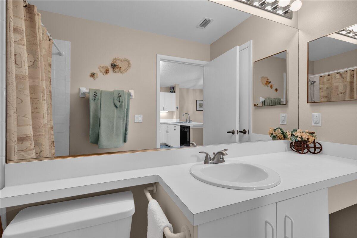 1189 NW Lombardy Drive, Port St. Lucie
