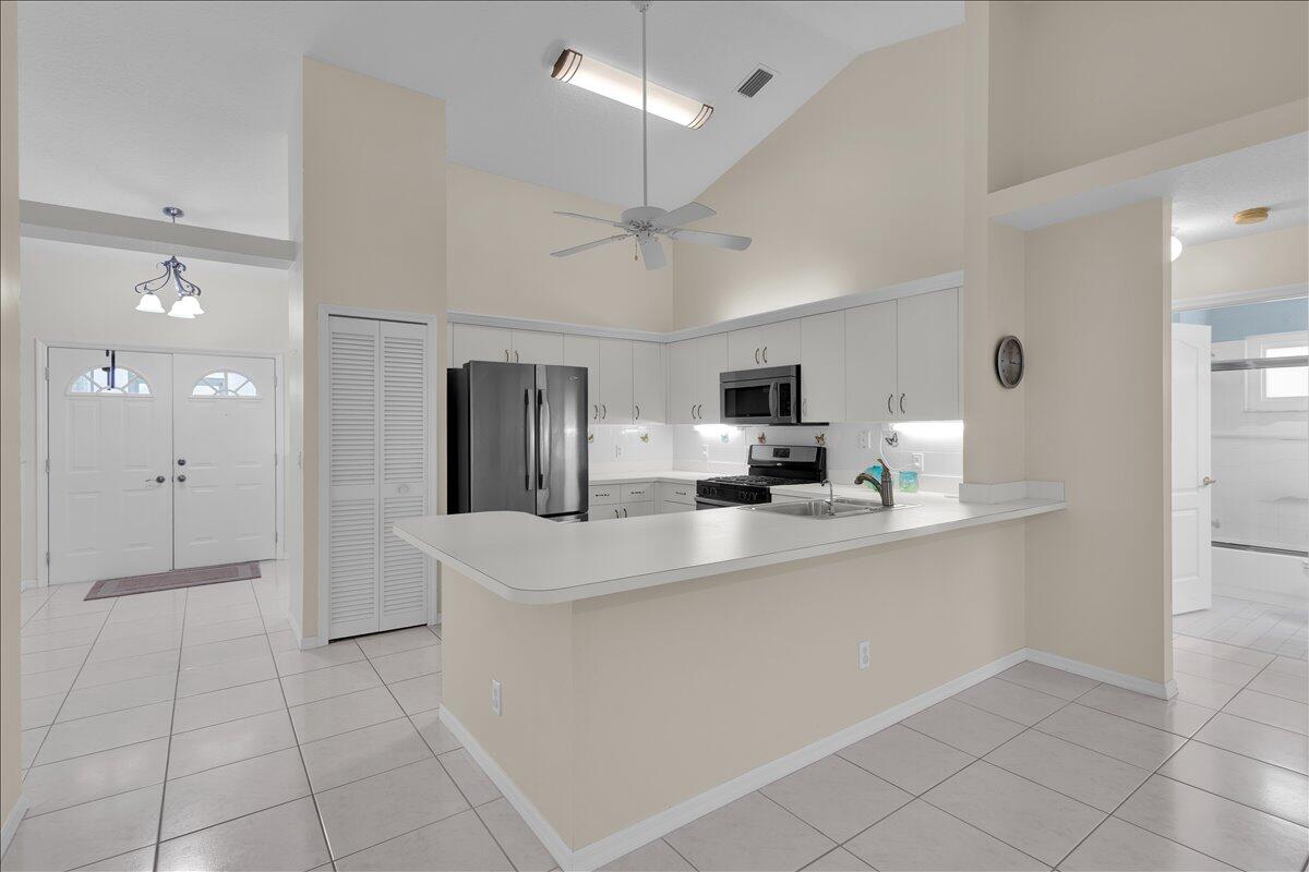 329 NW Tuscany Court, Port St. Lucie