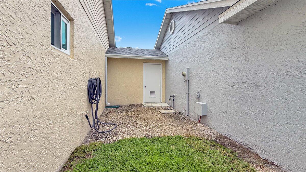 329 NW Tuscany Court, Port St. Lucie