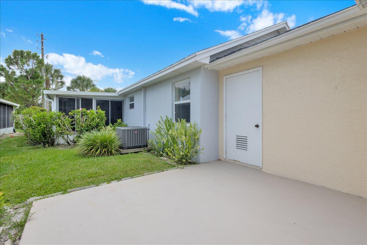 329 NW Tuscany Court, Port St. Lucie