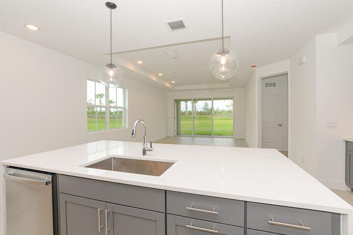 10307 NW Dreamweaver Road, Port St. Lucie