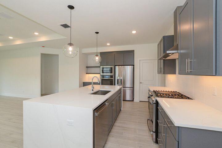 10307 NW Dreamweaver Road, Port St. Lucie