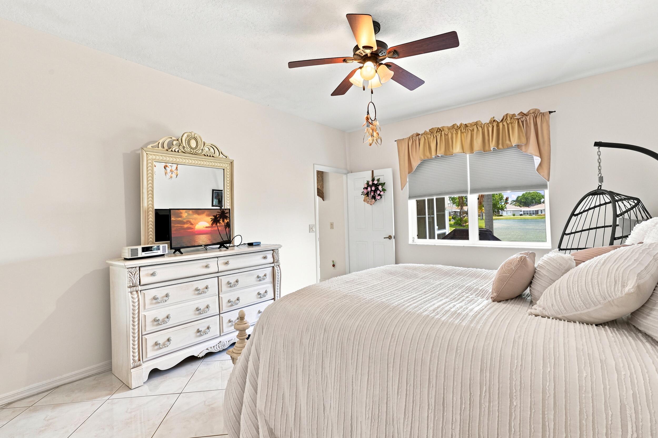 513 NW Cortina Lane, Port St. Lucie