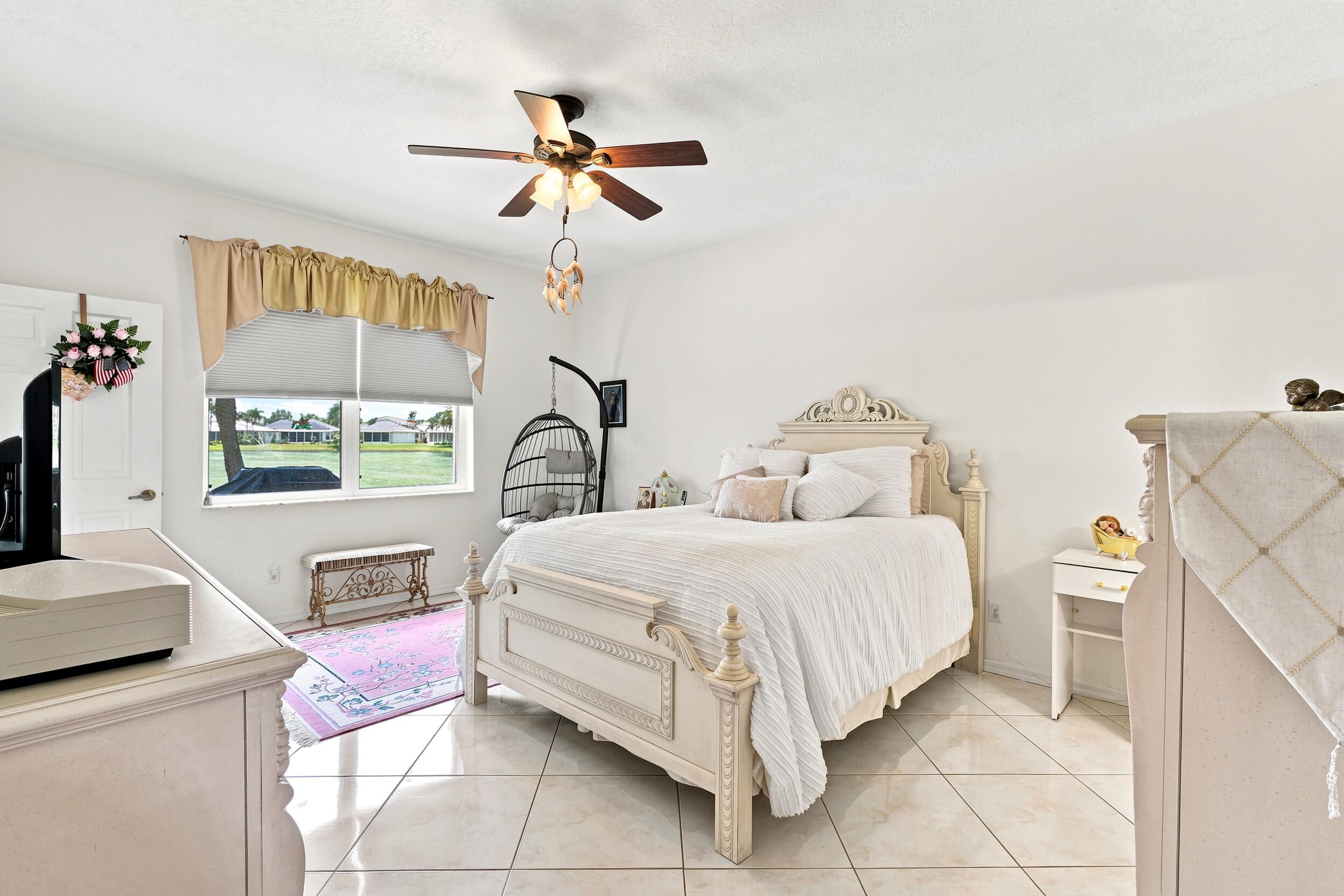 513 NW Cortina Lane, Port St. Lucie