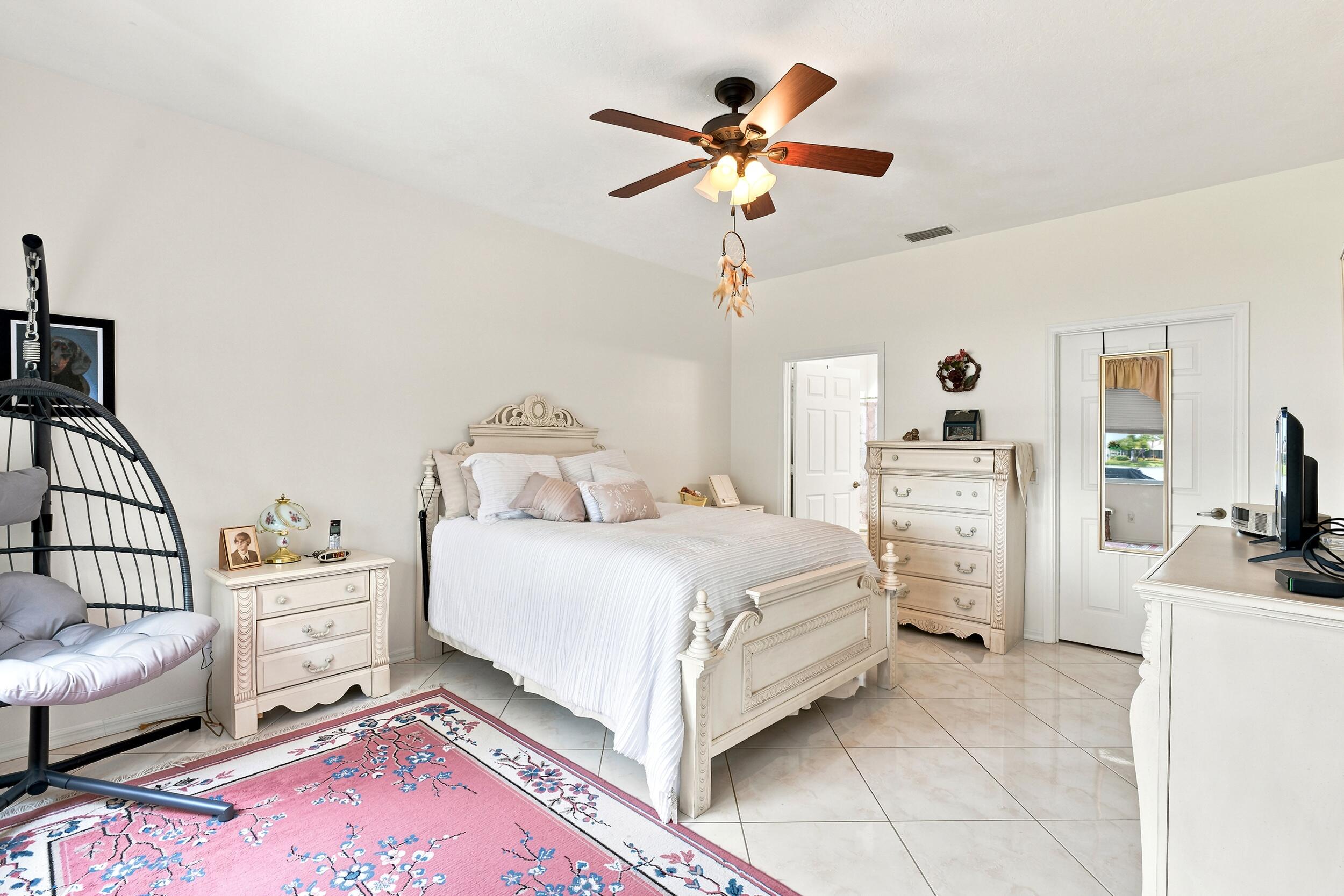 513 NW Cortina Lane, Port St. Lucie