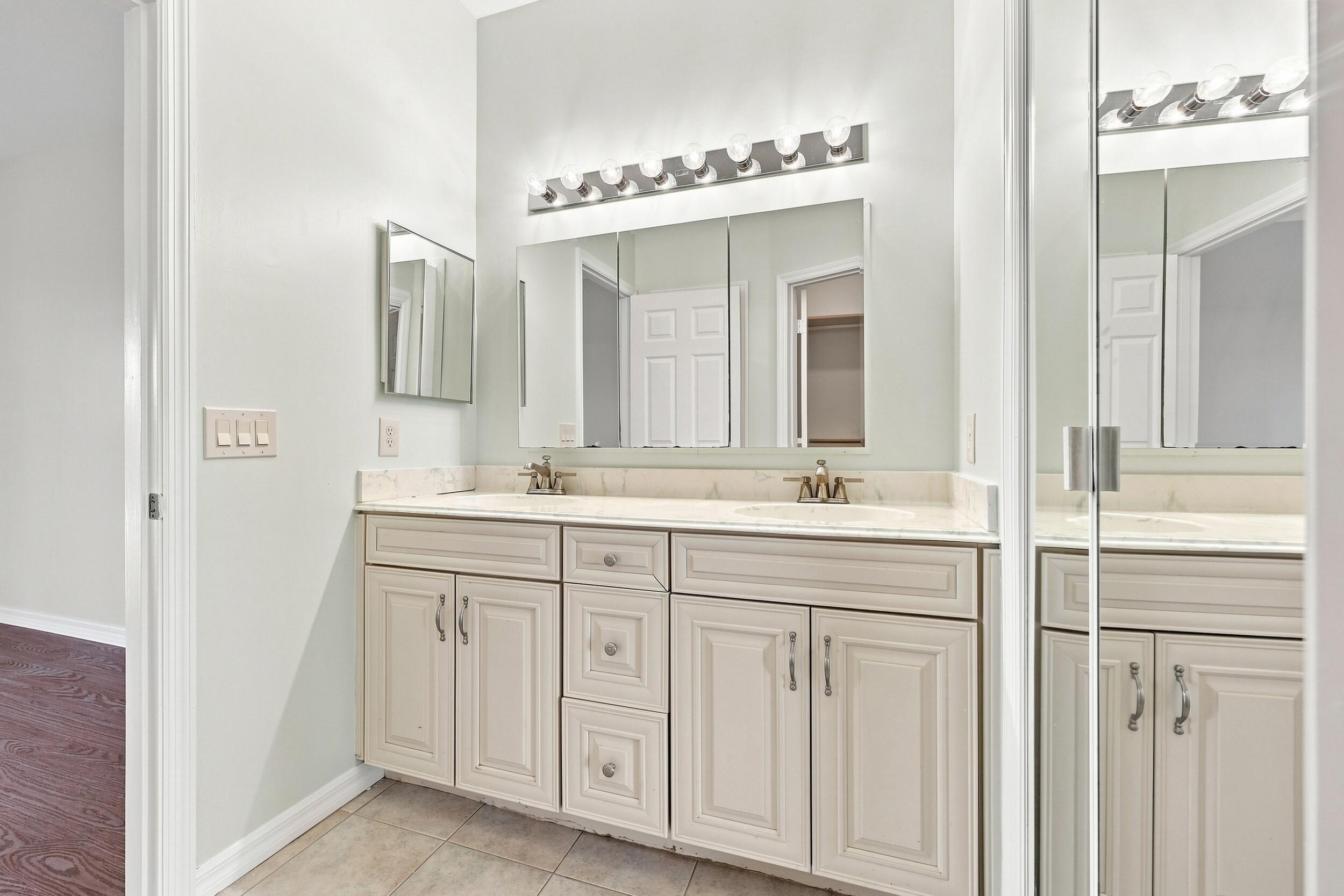 996 NW Tuscany Drive, Port St. Lucie