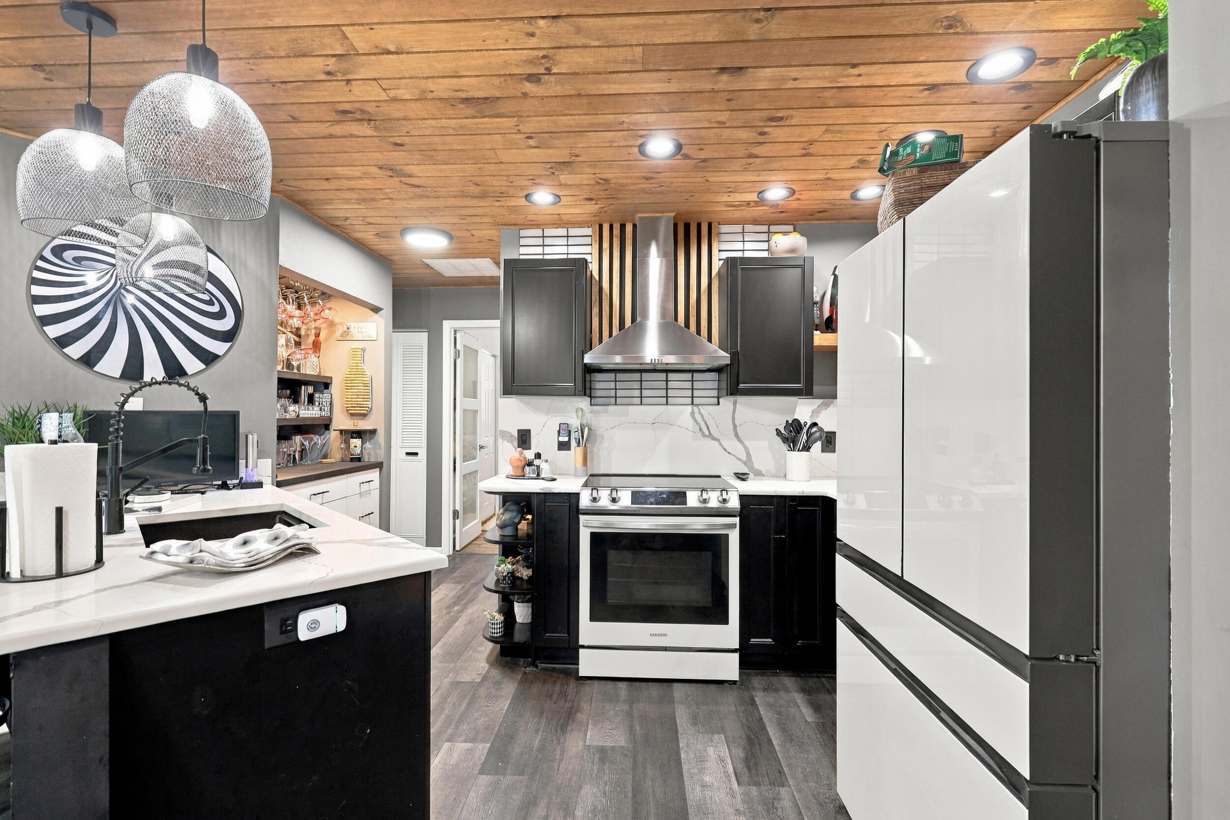 562 SW Eyerly Avenue, Port St. Lucie