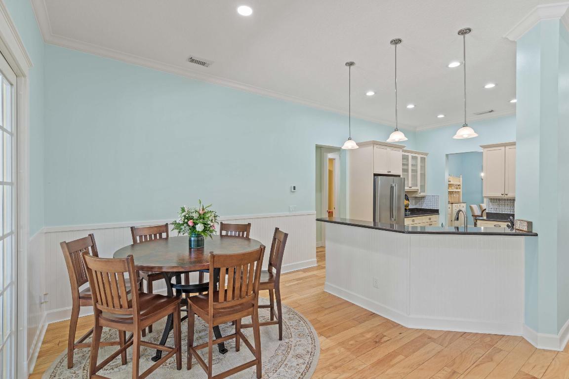 7900 Saddlebrook Drive