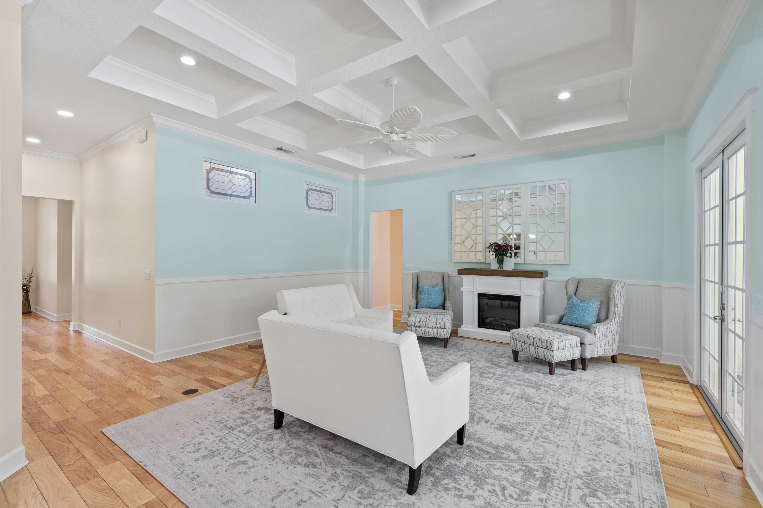 7900 Saddlebrook Drive