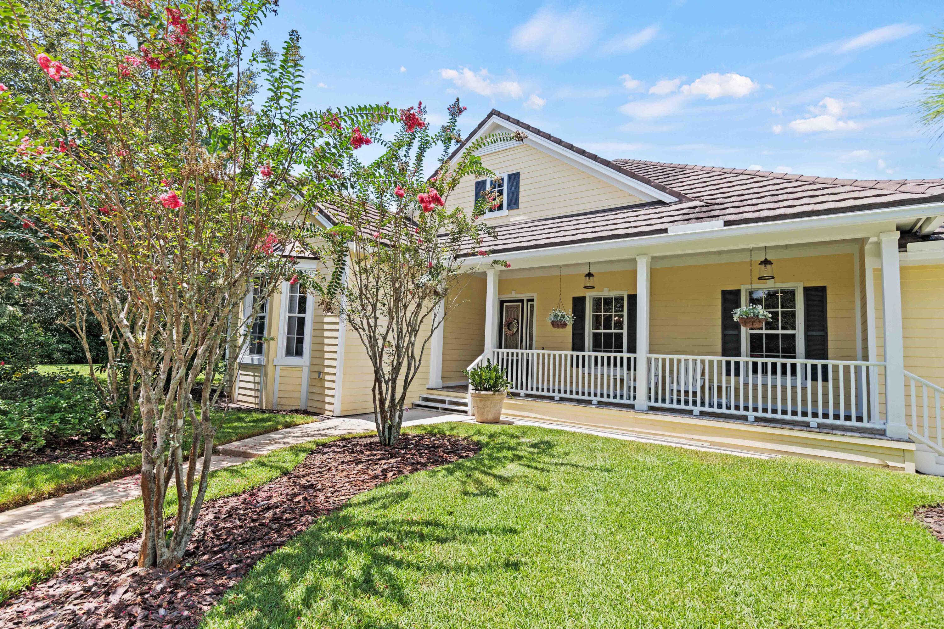 7900 Saddlebrook Drive