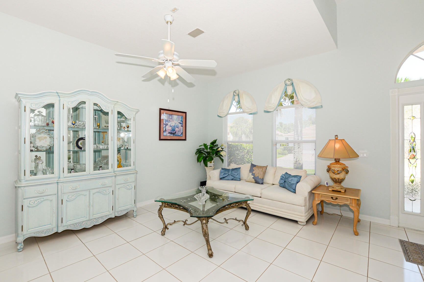 585 NW Lambrusco Drive