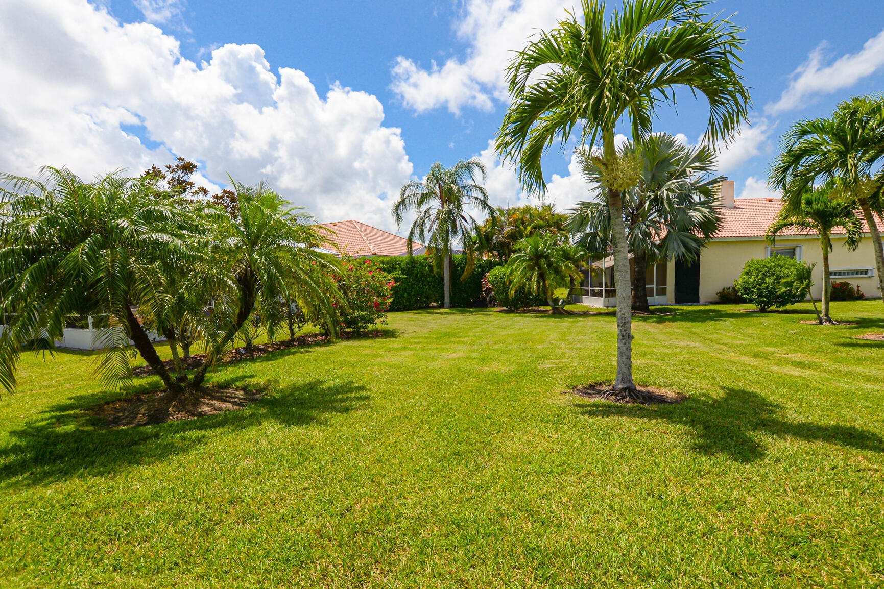 585 NW Lambrusco Drive