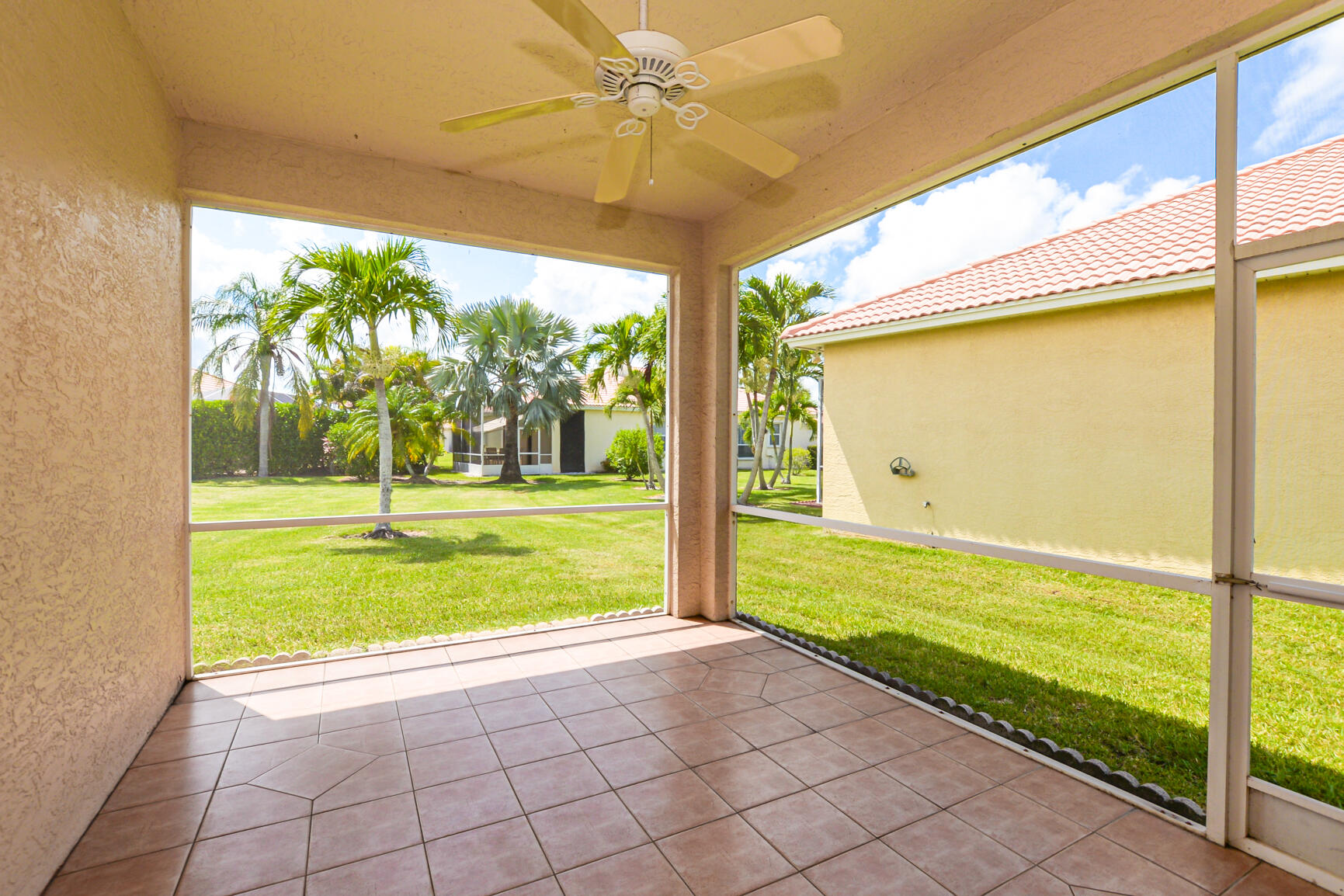 585 NW Lambrusco Drive