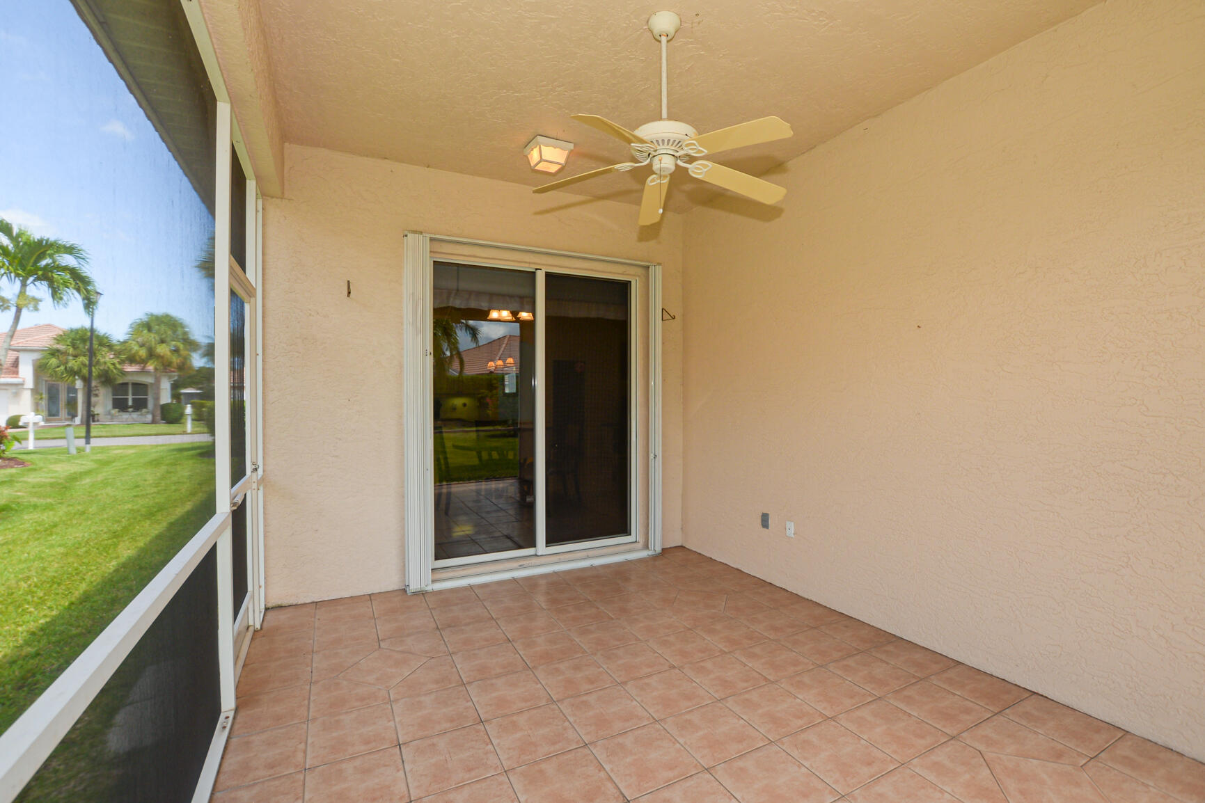 585 NW Lambrusco Drive