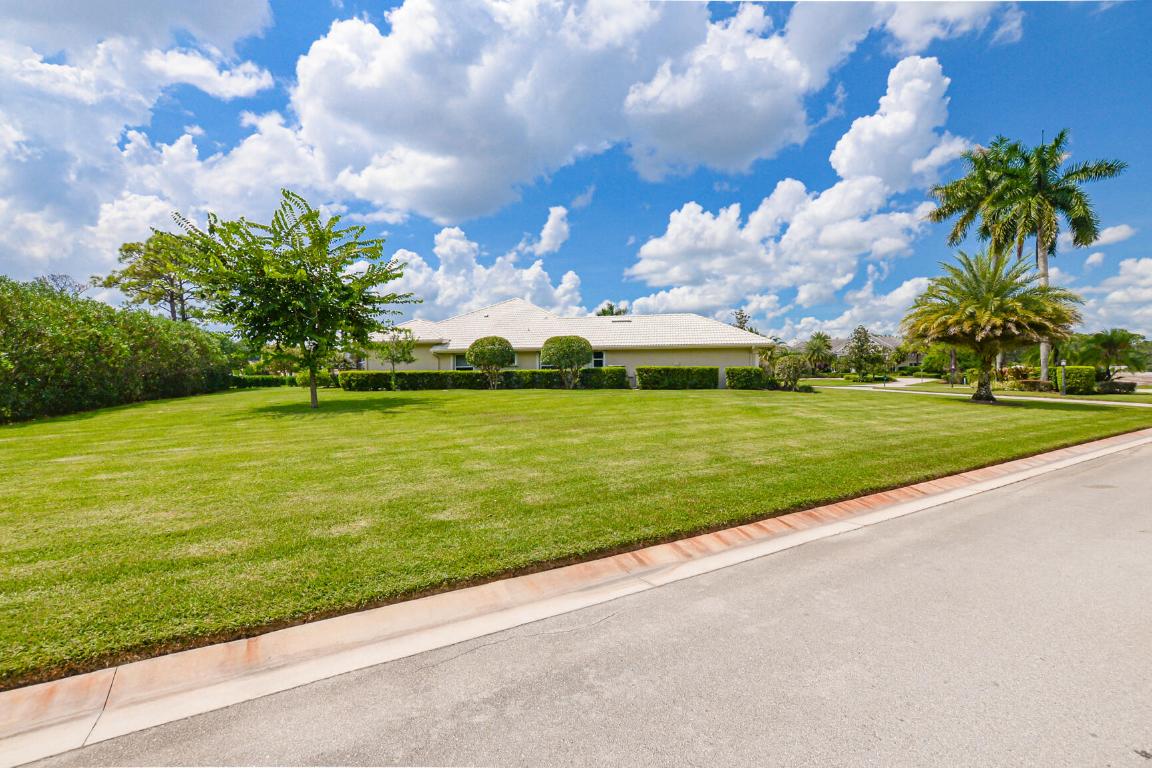7951 Plantation Lakes Drive