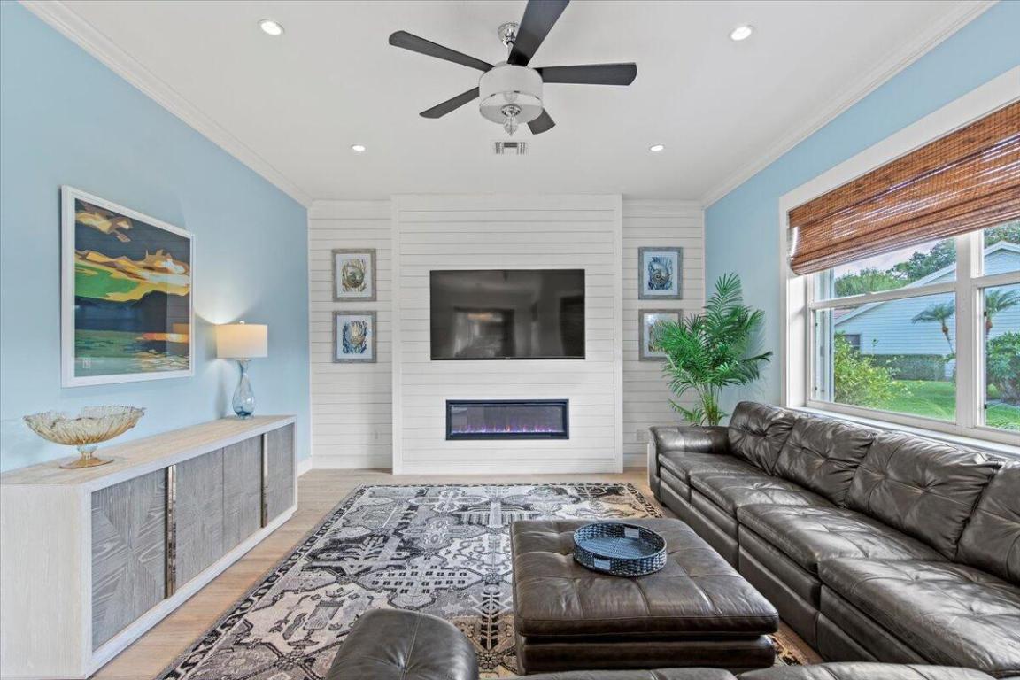7951 Plantation Lakes Drive
