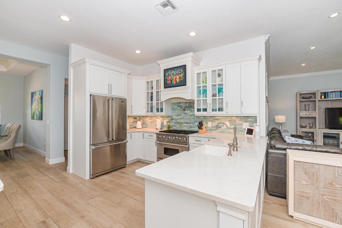 7951 Plantation Lakes Drive