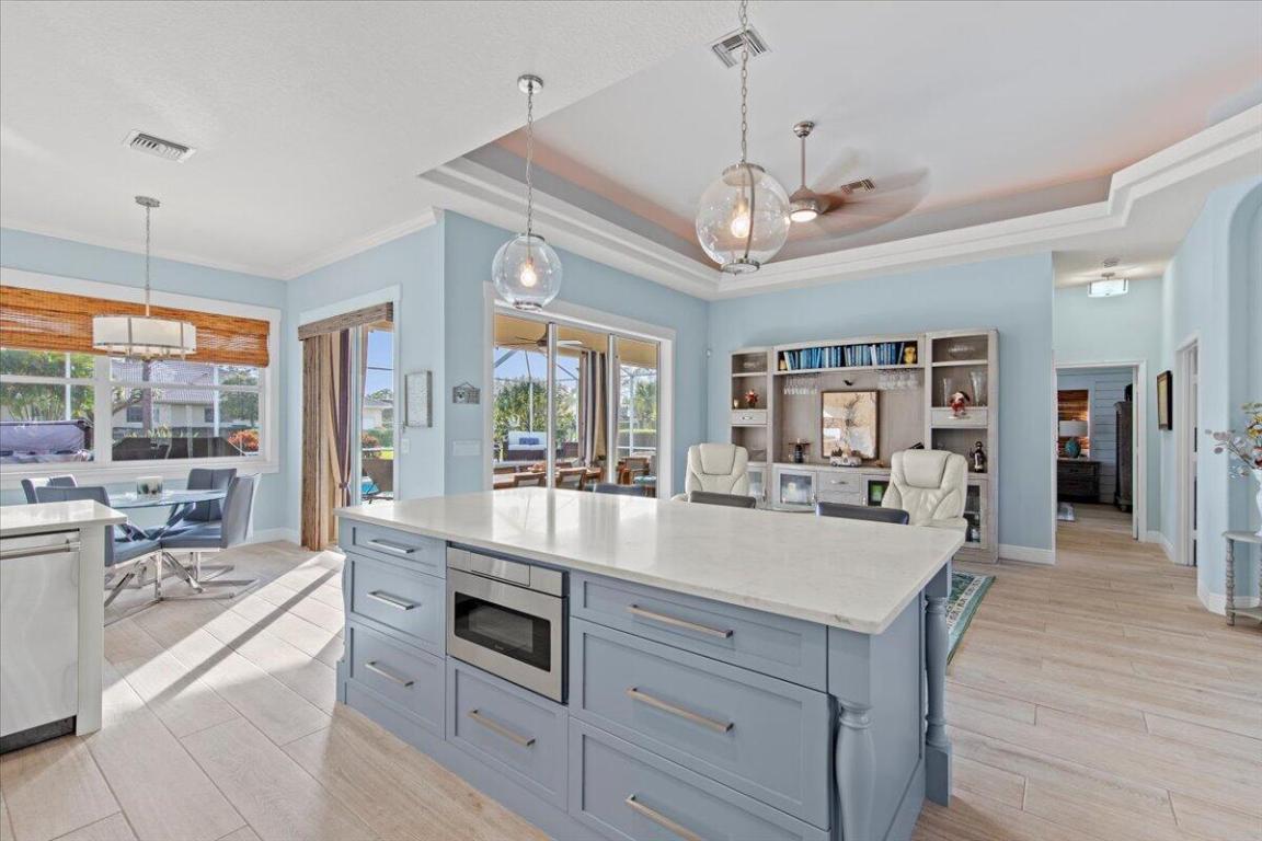 7951 Plantation Lakes Drive