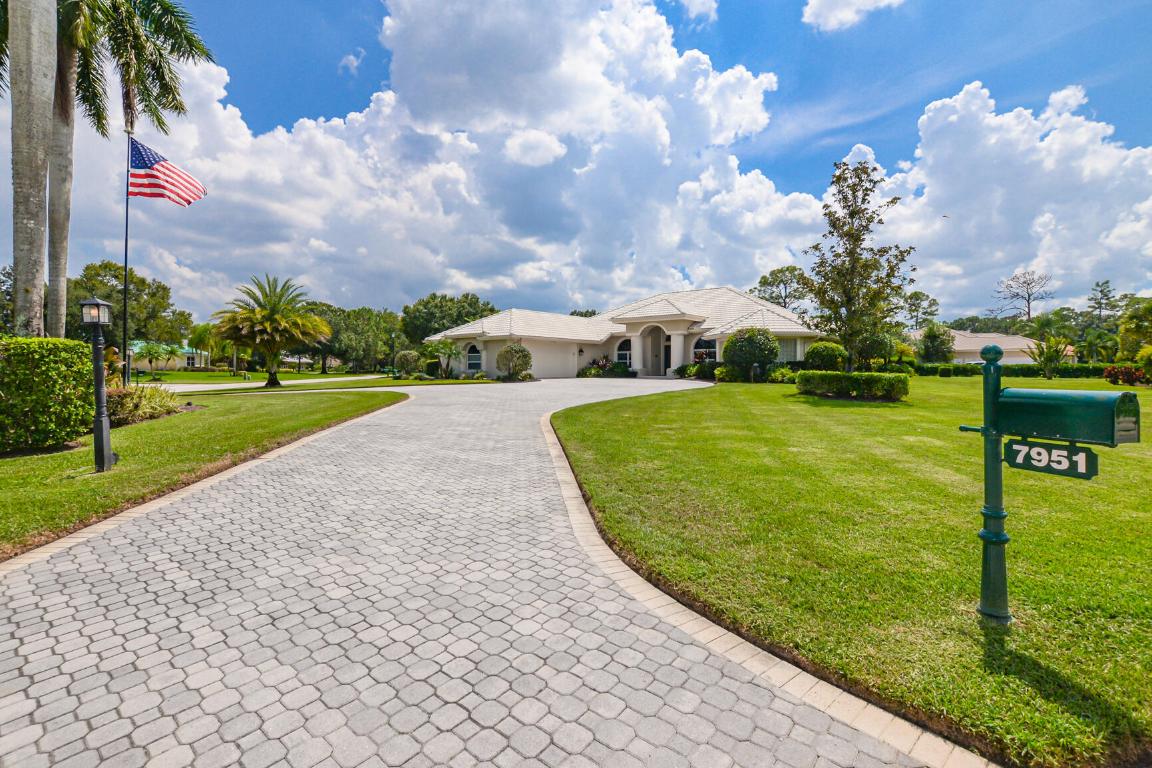 7951 Plantation Lakes Drive