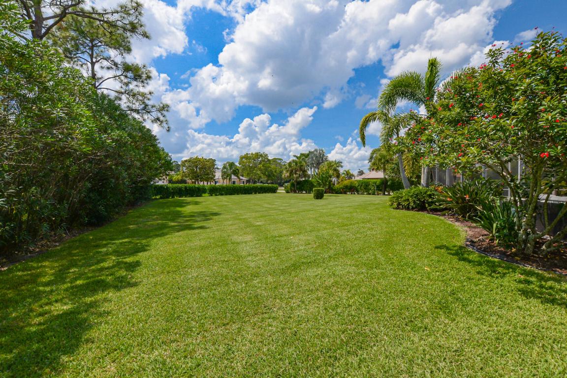 7951 Plantation Lakes Drive