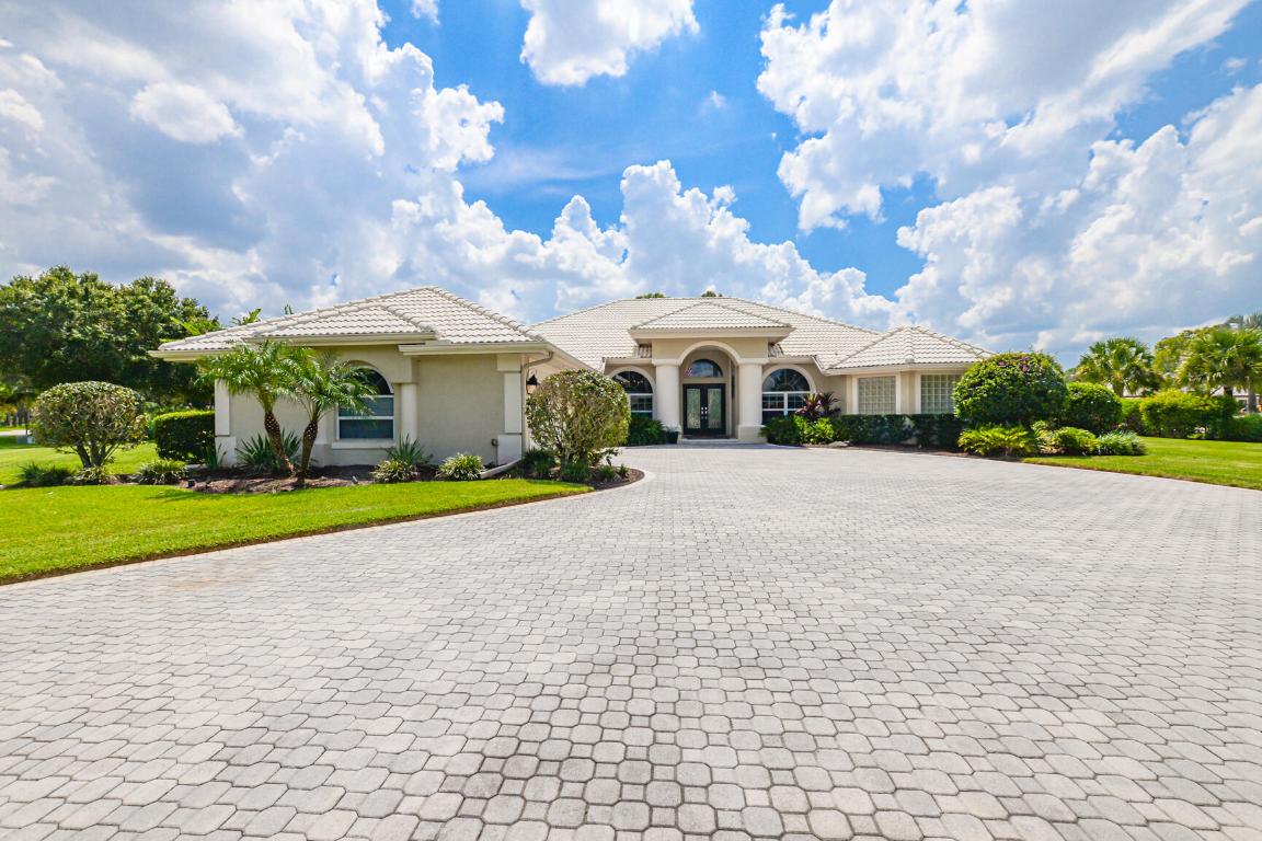 7951 Plantation Lakes Drive