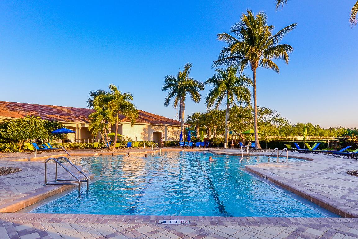 7951 Plantation Lakes Drive