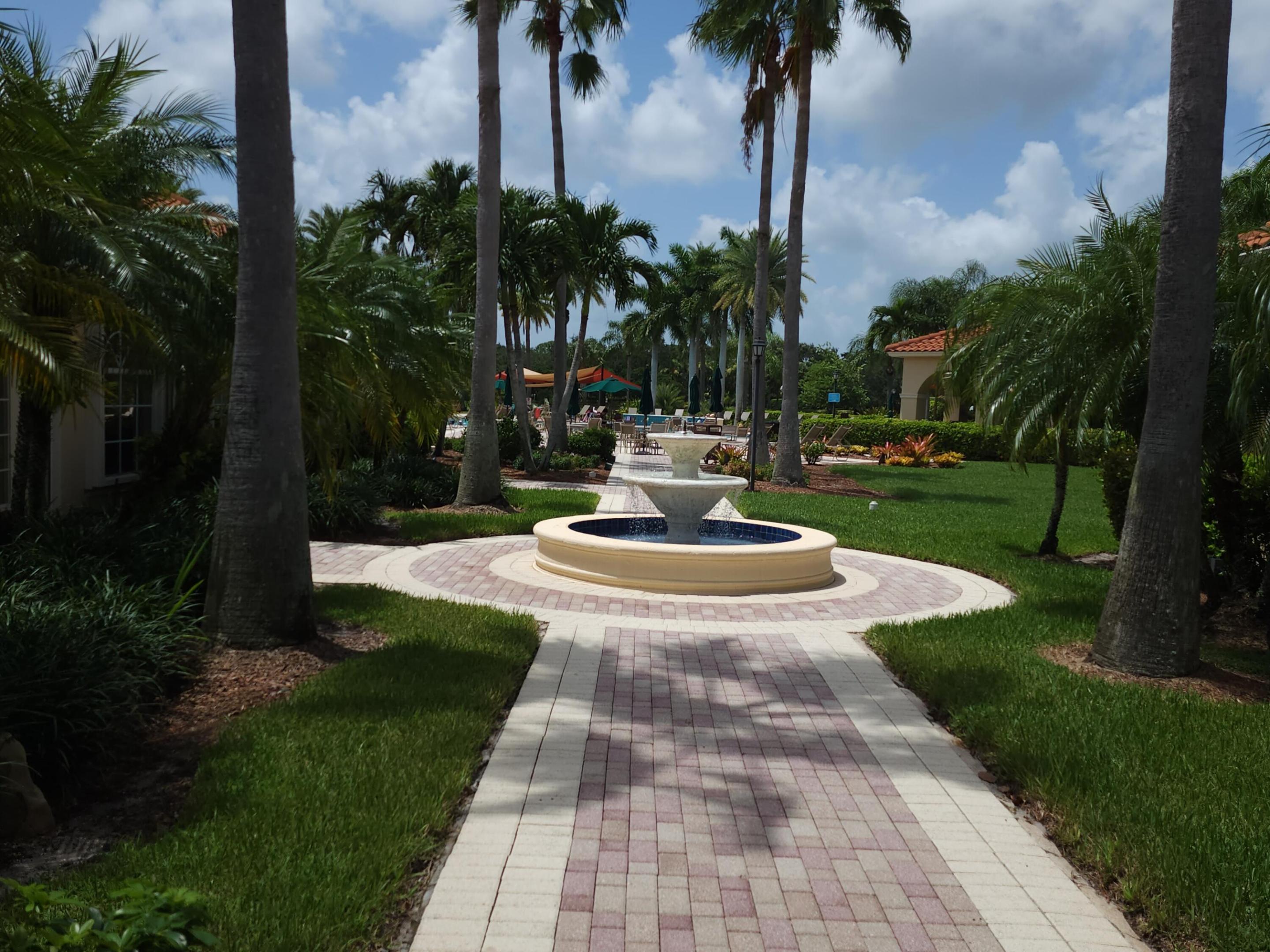 304 NW Toscane Trail