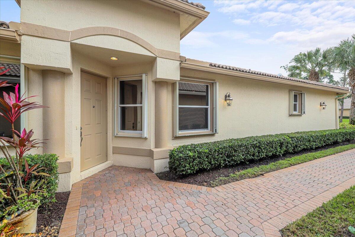 7015 Willow Pine Way