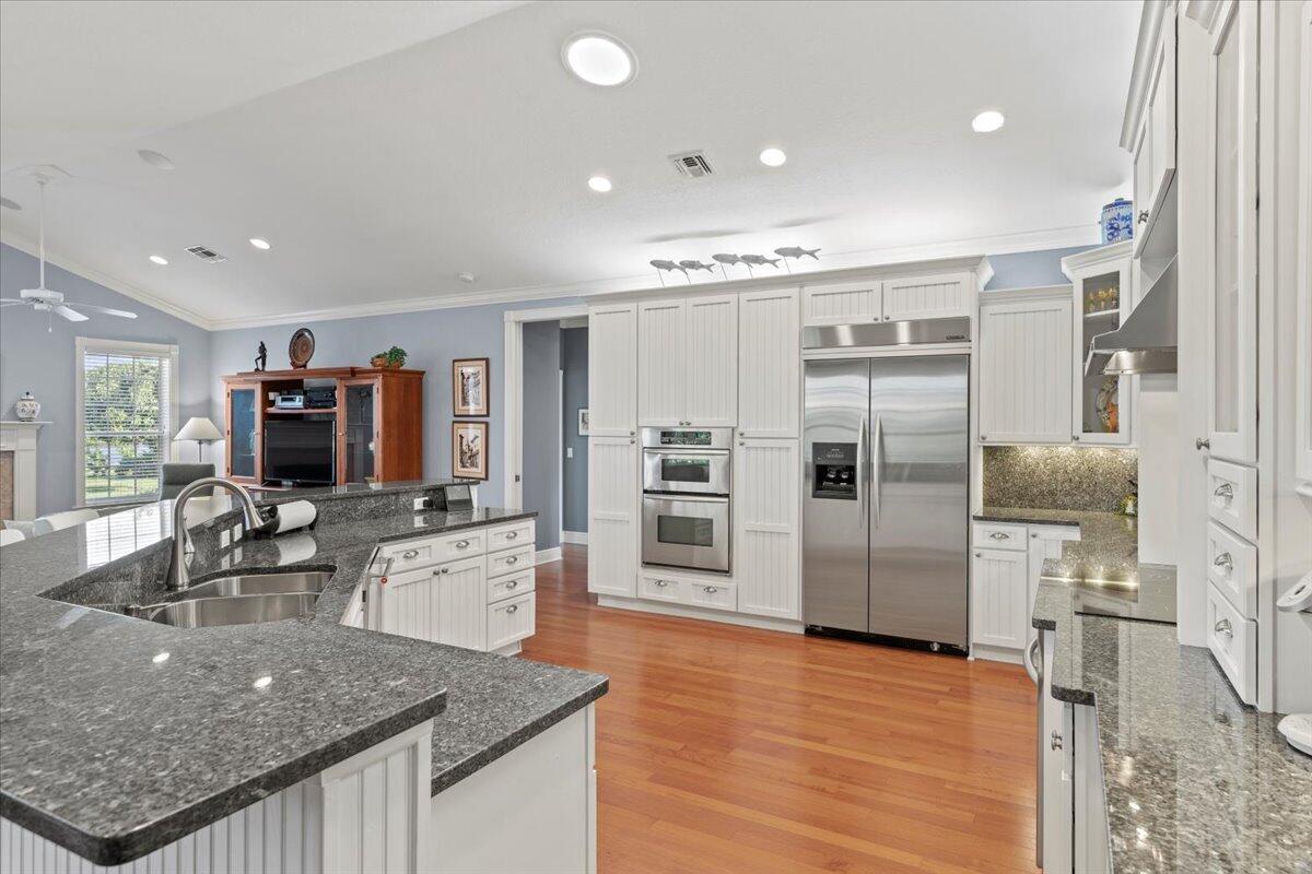 11146 Lands End Chase