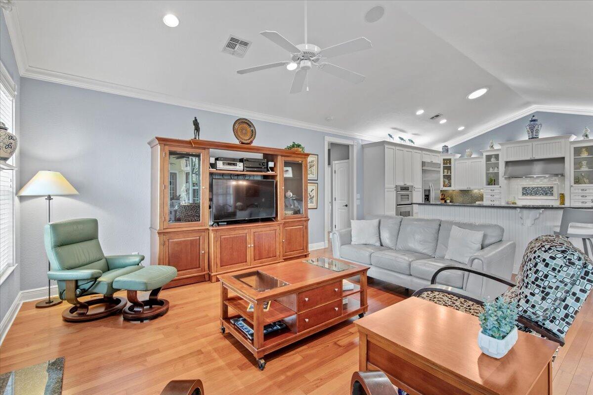 11146 Lands End Chase