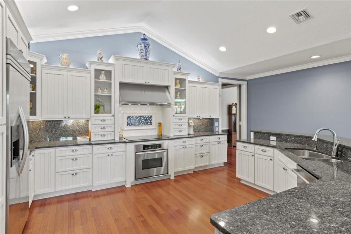 11146 Lands End Chase