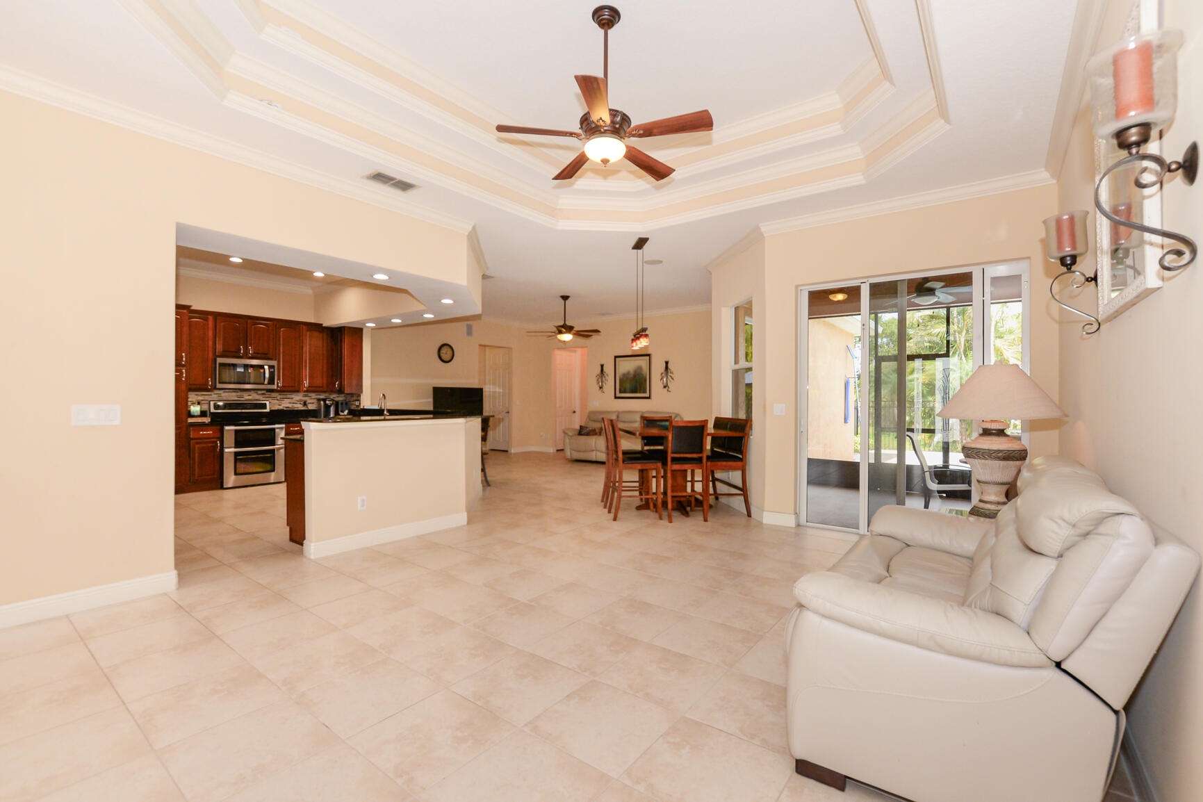 376 SW Kestor Drive