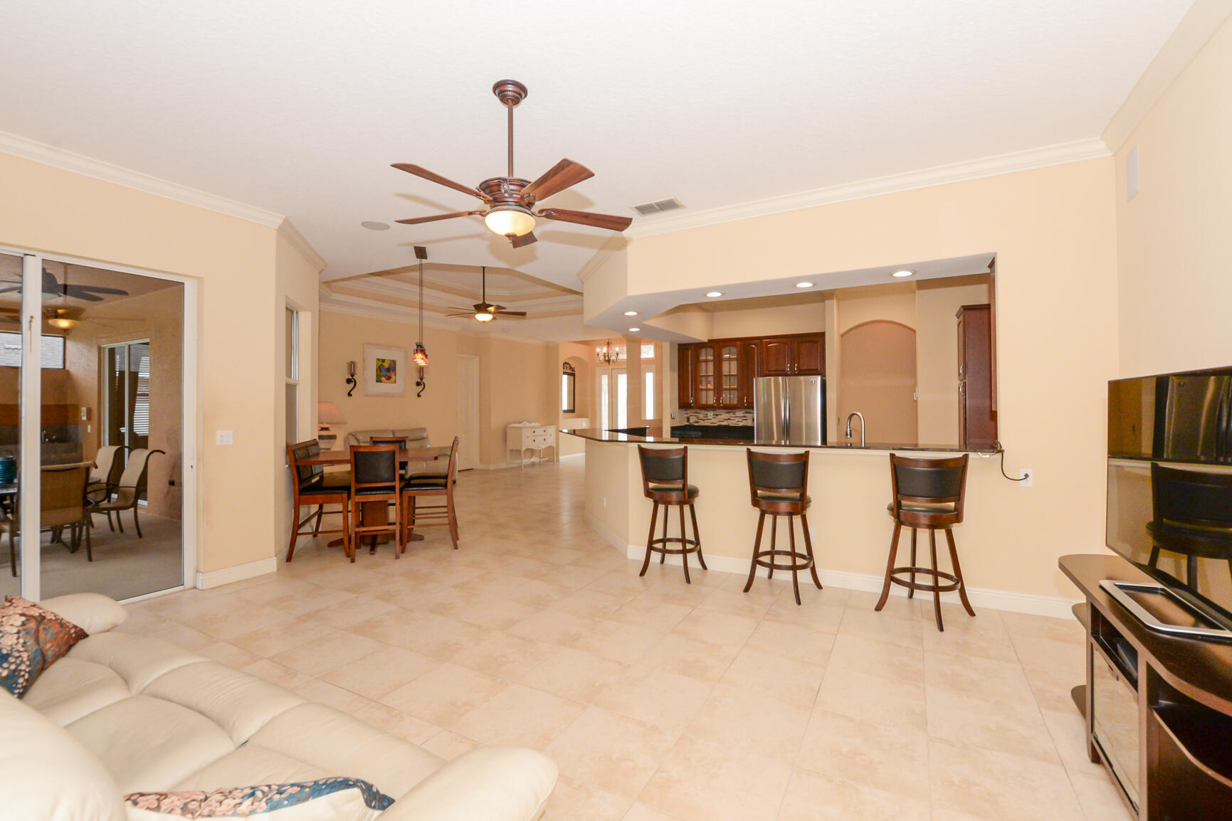 376 SW Kestor Drive
