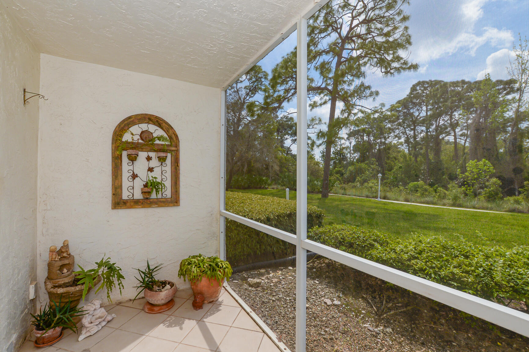 2502 SE Anchorage Cove G-1