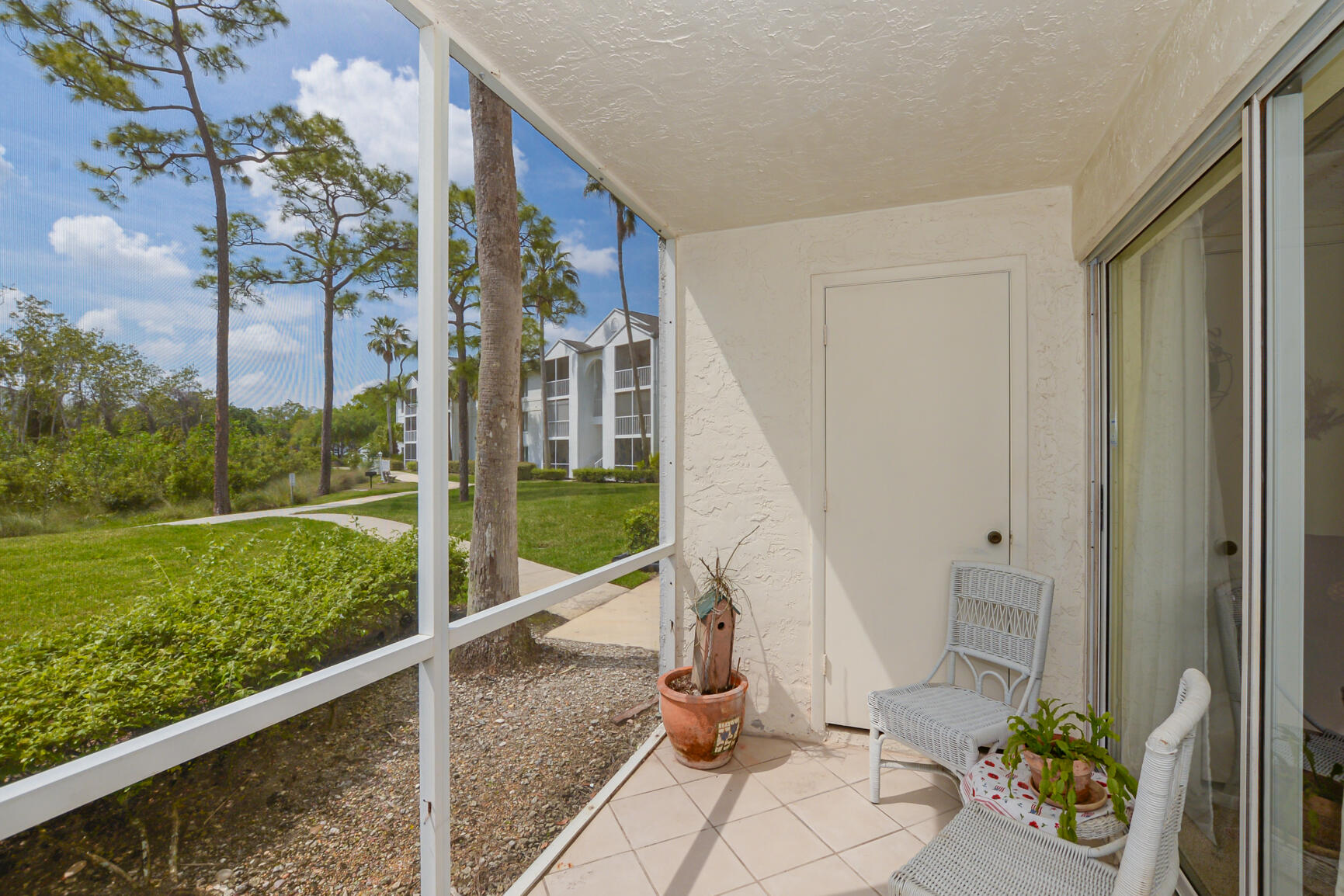 2502 SE Anchorage Cove G-1