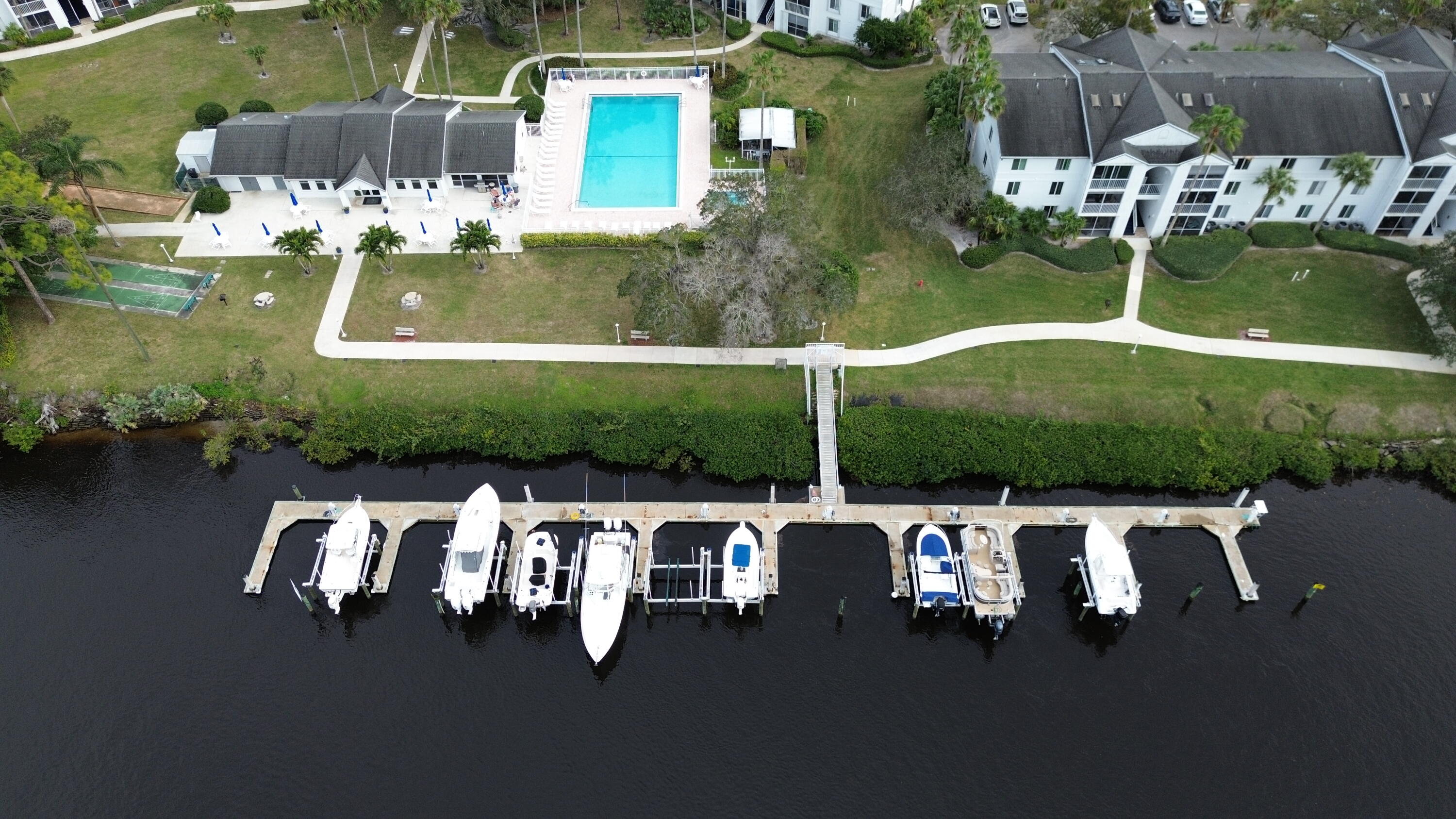 2502 SE Anchorage Cove G-1