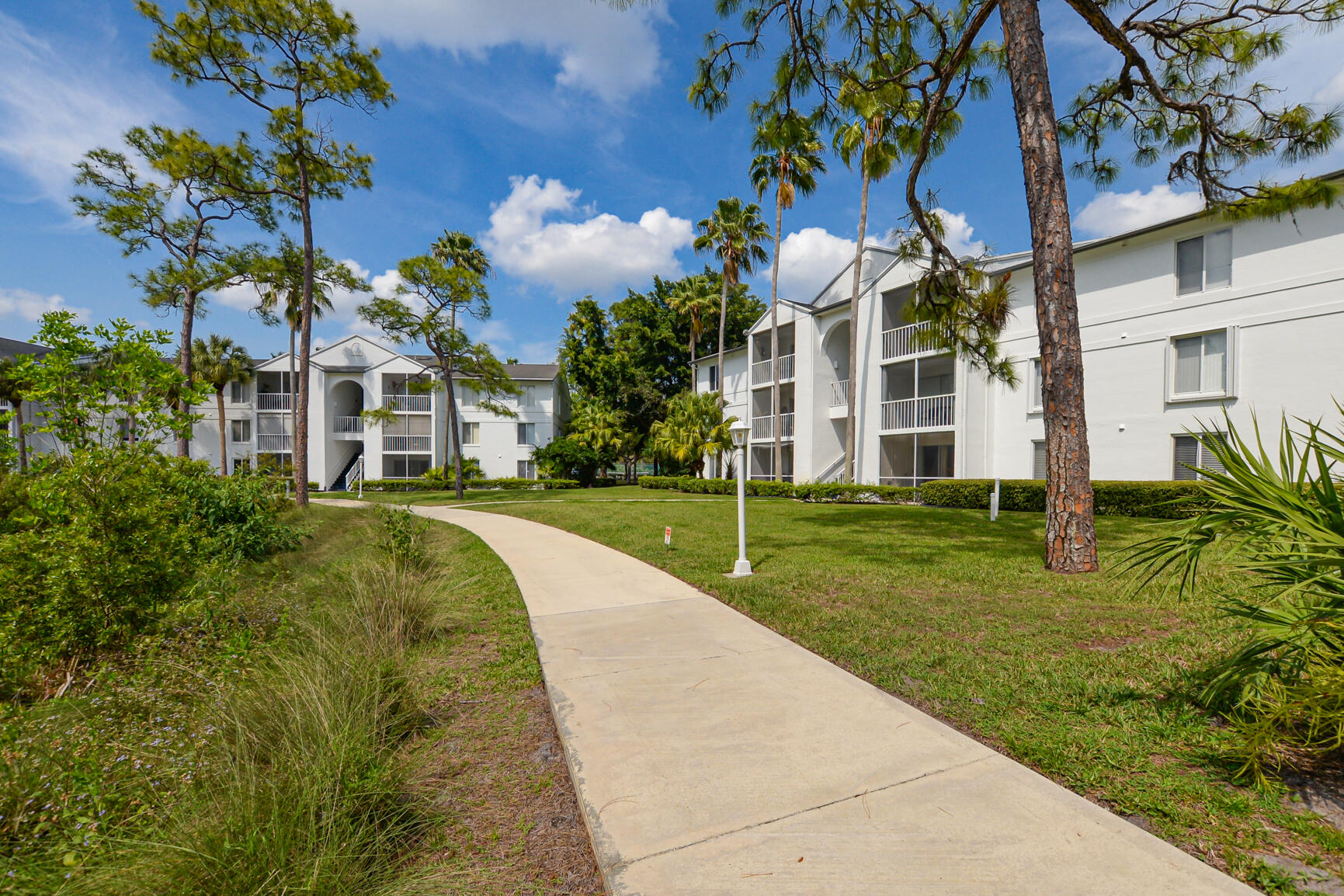 2502 SE Anchorage Cove G-1